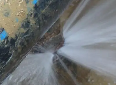 莲池卫生间测漏水施工步骤
